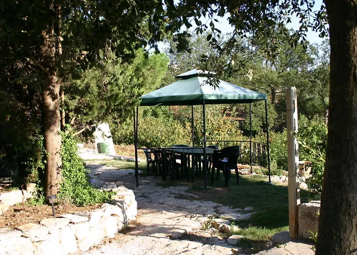 马塞里亚纳德利住宿加早餐旅馆